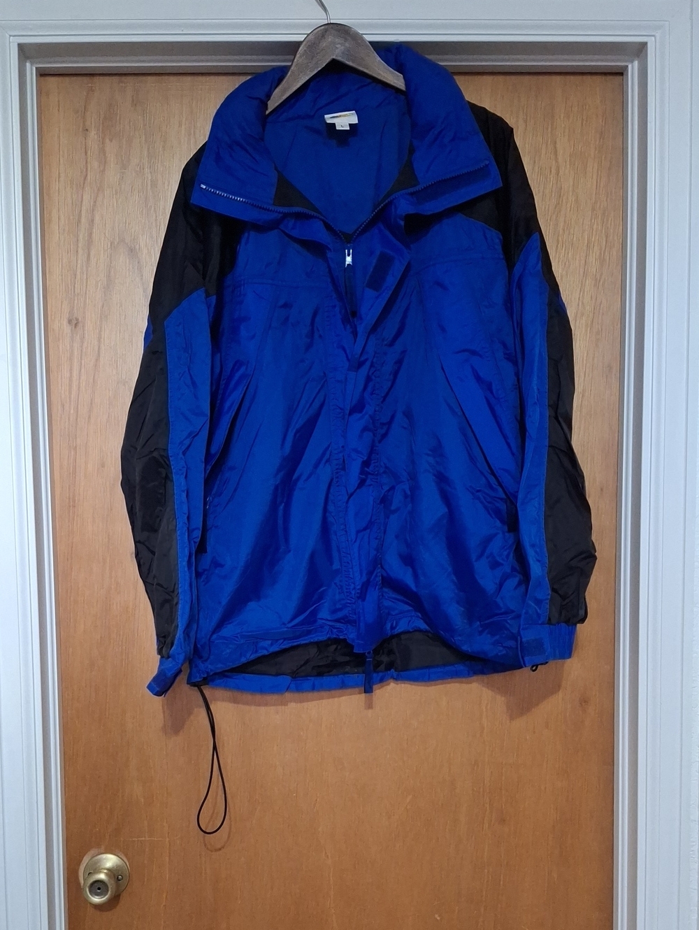 Vintage Bass Pro Shop Water Resistant Jacket